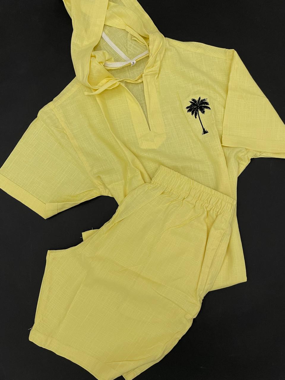Linen T-shirt and Shorts Set with Back Hood – Yellow color