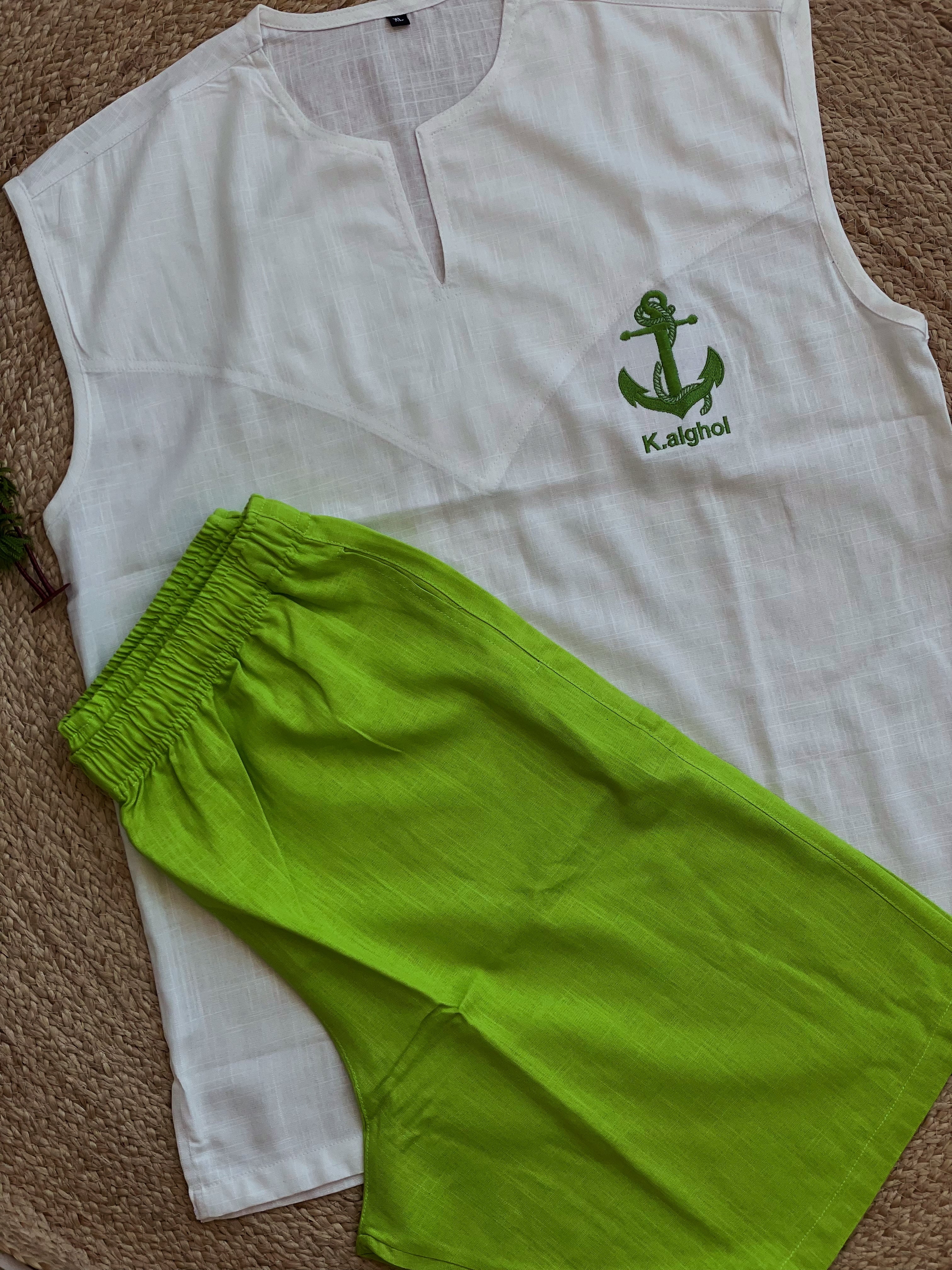 Sleeveless T-Shirt with Shorts